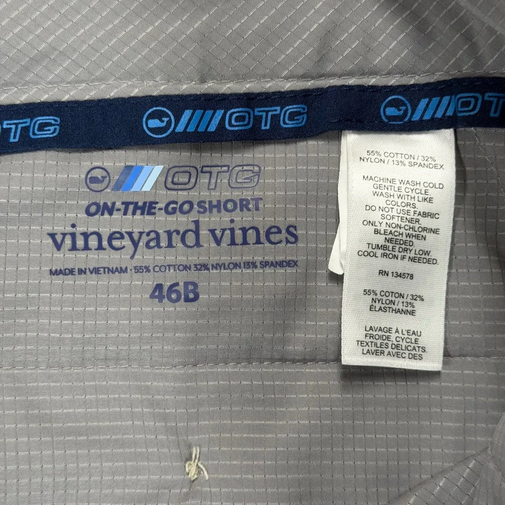 Vineyard Vines OTG Shorts Mens 46B/10 Beige Golf Performance On The Go Chino